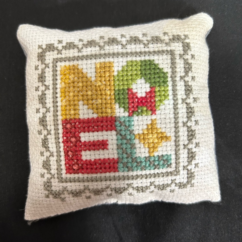 Festive homemade holiday cross-stitch accent pillow set - Picture 2 of 6